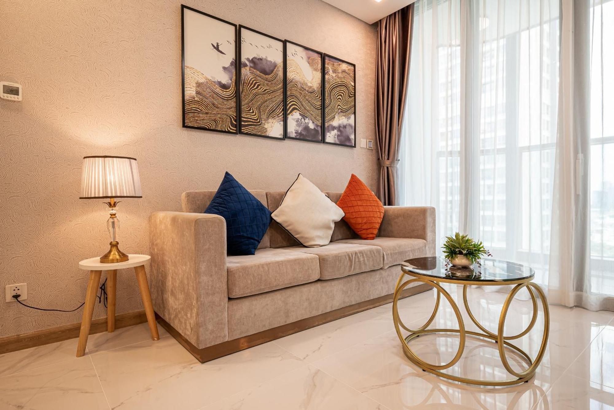 Urban Heights Rentals Landmark 81 ホーチミン市 エクステリア 写真