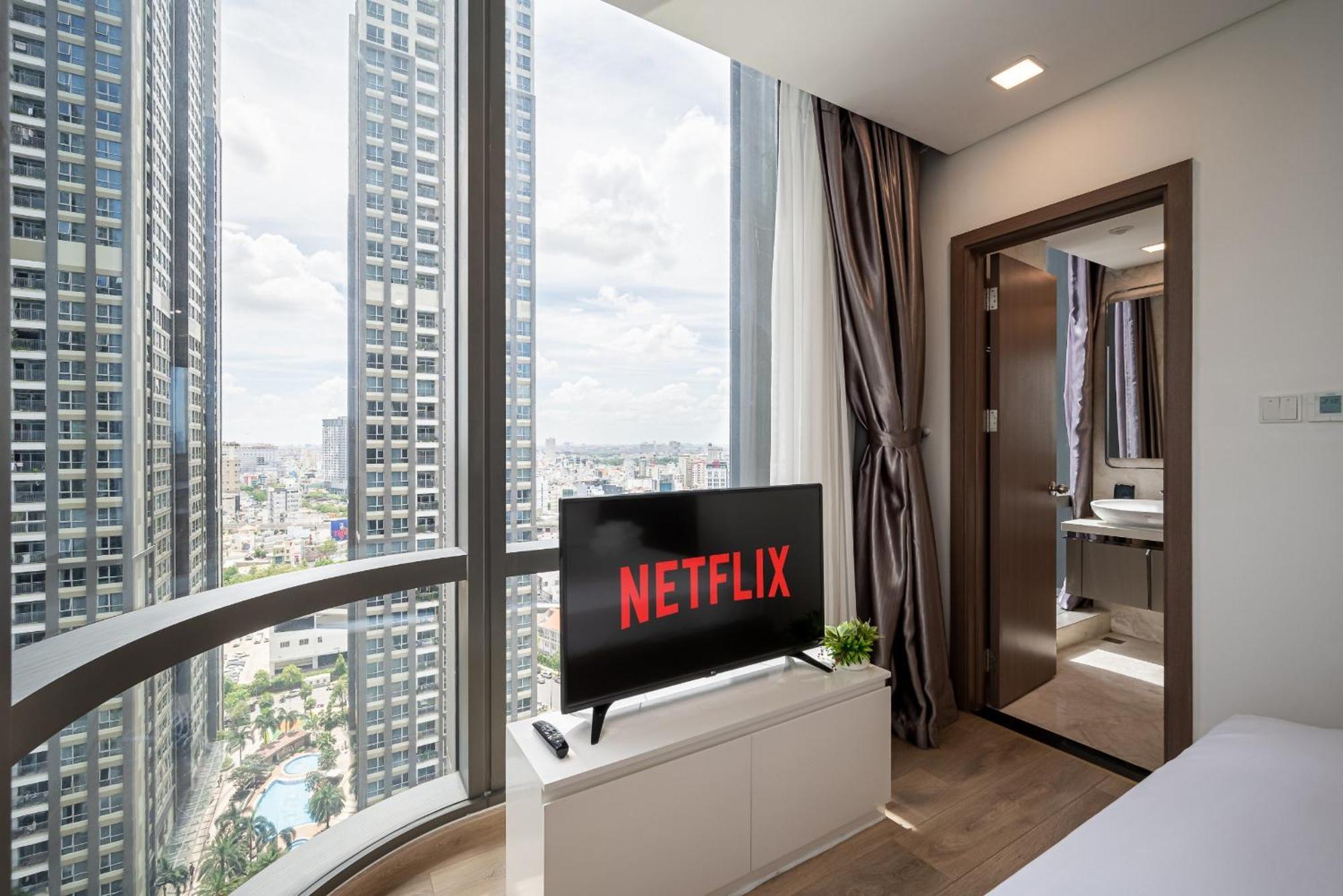 Urban Heights Rentals Landmark 81 ホーチミン市 エクステリア 写真