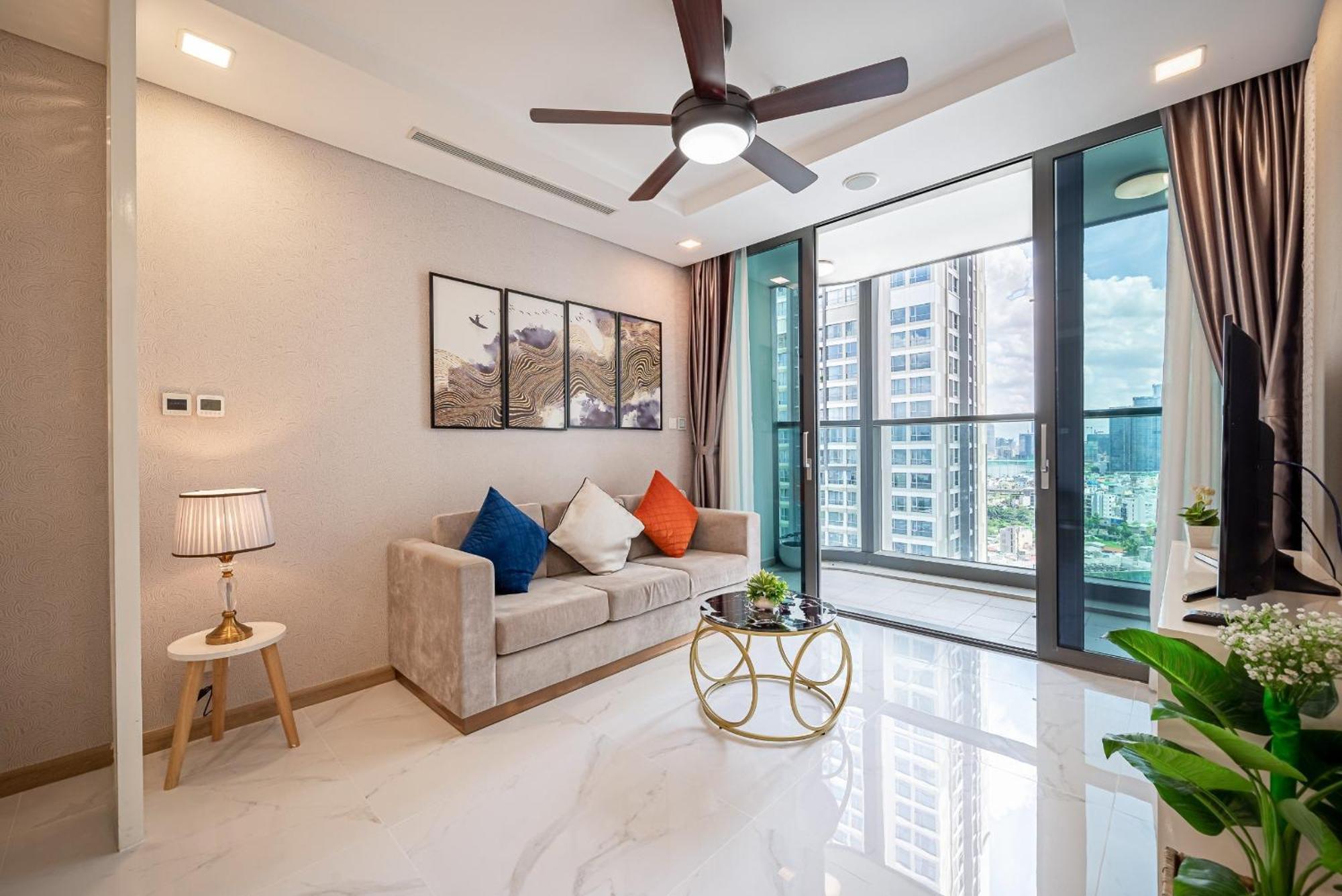 Urban Heights Rentals Landmark 81 ホーチミン市 エクステリア 写真