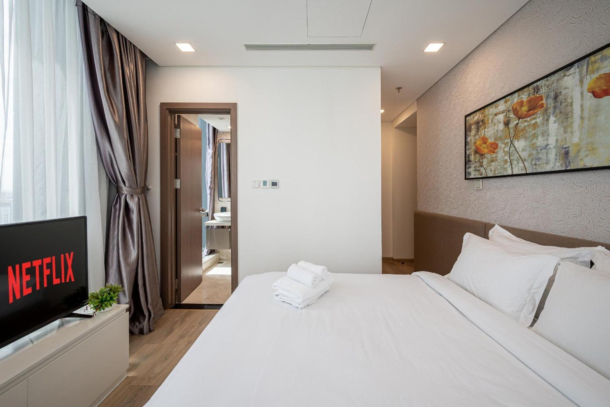 Urban Heights Rentals Landmark 81 ホーチミン市 エクステリア 写真
