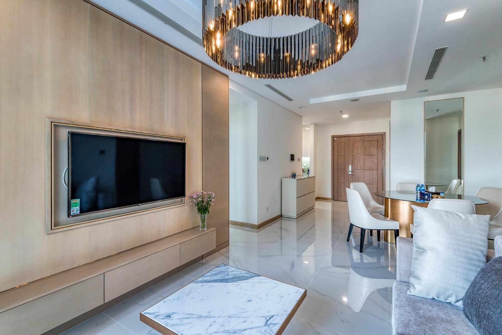 Urban Heights Rentals Landmark 81 ホーチミン市 エクステリア 写真