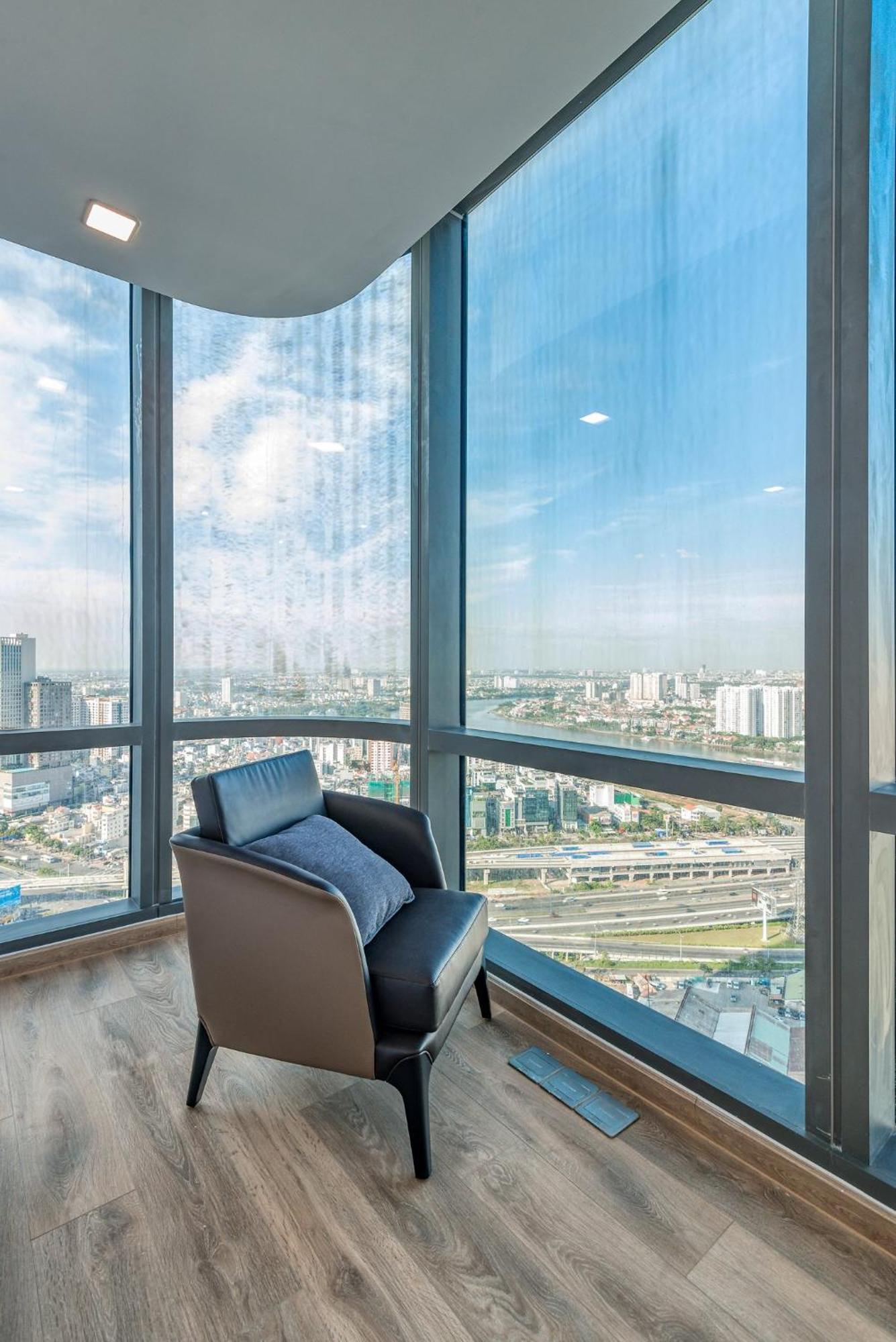 Urban Heights Rentals Landmark 81 ホーチミン市 エクステリア 写真